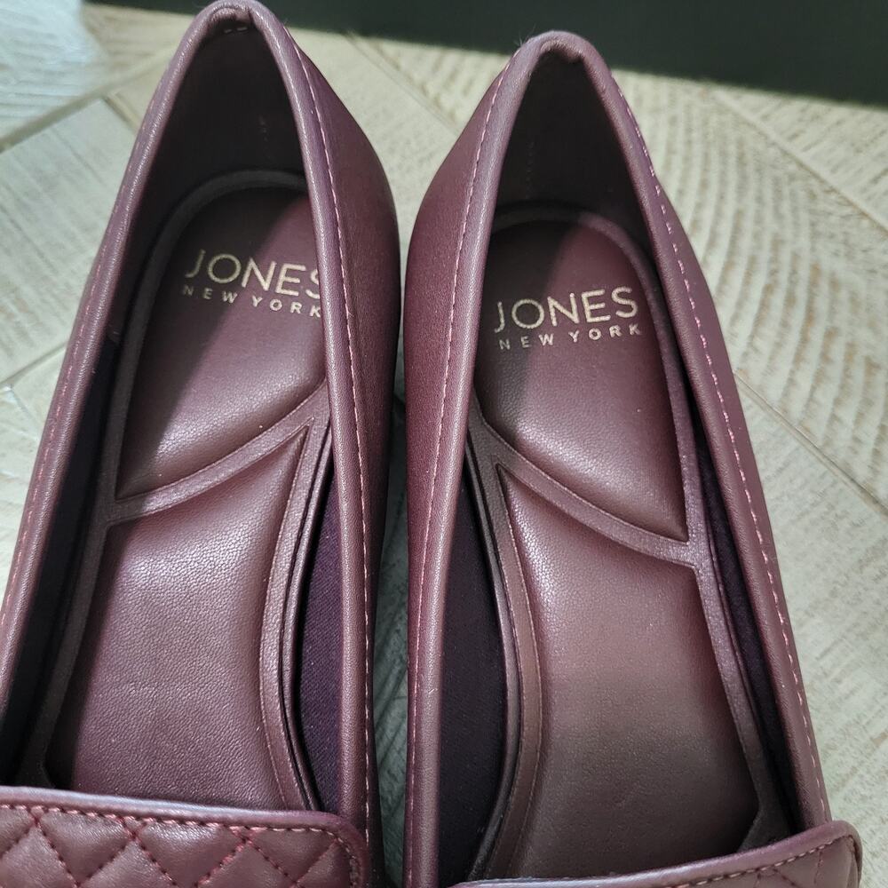 Jones New York Women's 9.5 M Quadia Pointed Toe Quilted Loafers Burgundy NEW - Picture 5 of 9